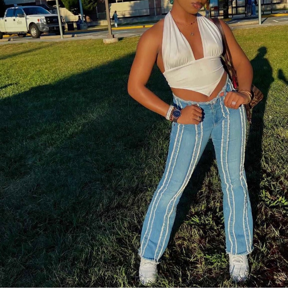 Low-rise Flare jeans